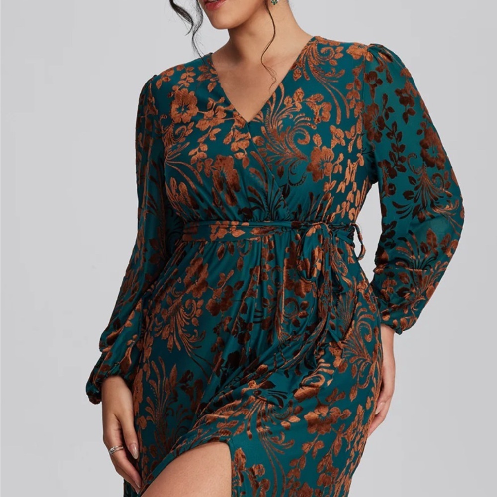 Velvet Wrap Maxi Dress Plus Size 2X NWT Teal Brown Floral Long Sleeve Dress - Picture 3 of 6